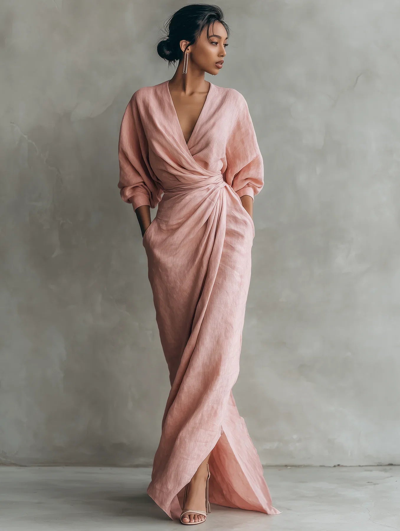 Noor | Simple V-Neck Maxi Dress