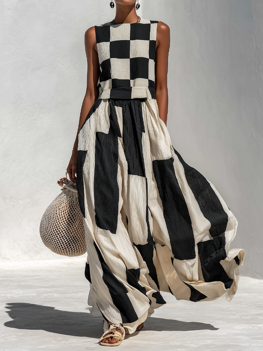 Elira™ | Contemporary Contrast Maxi Dress
