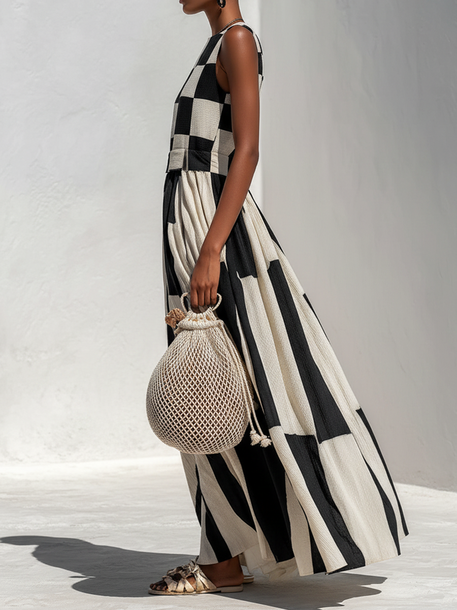 Elira™ | Contemporary Contrast Maxi Dress