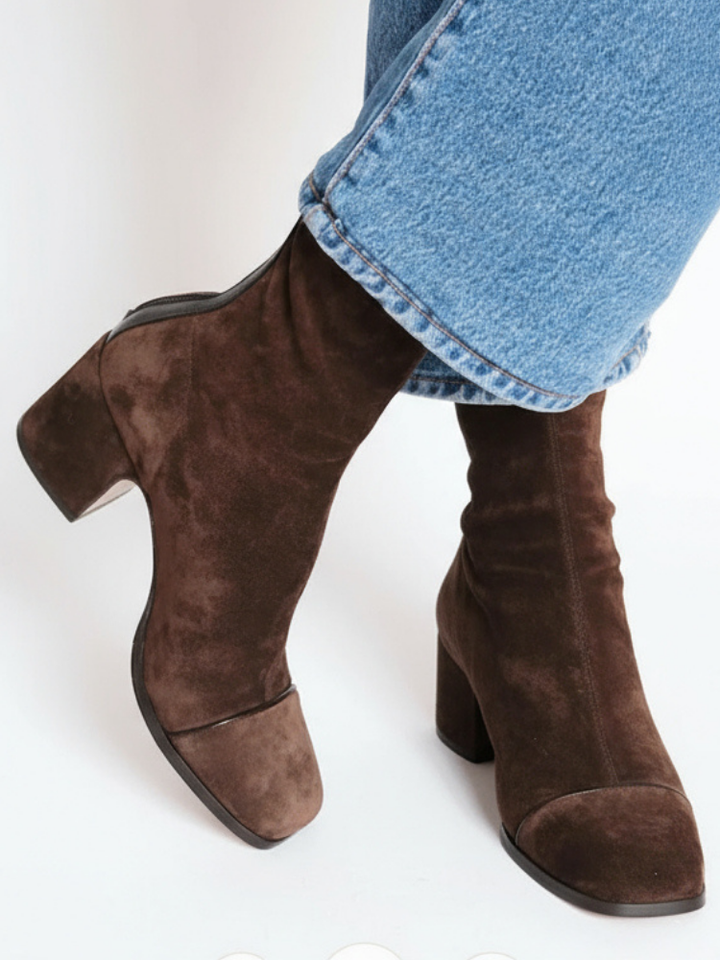 Eva™ | Elegant Heeled Boots