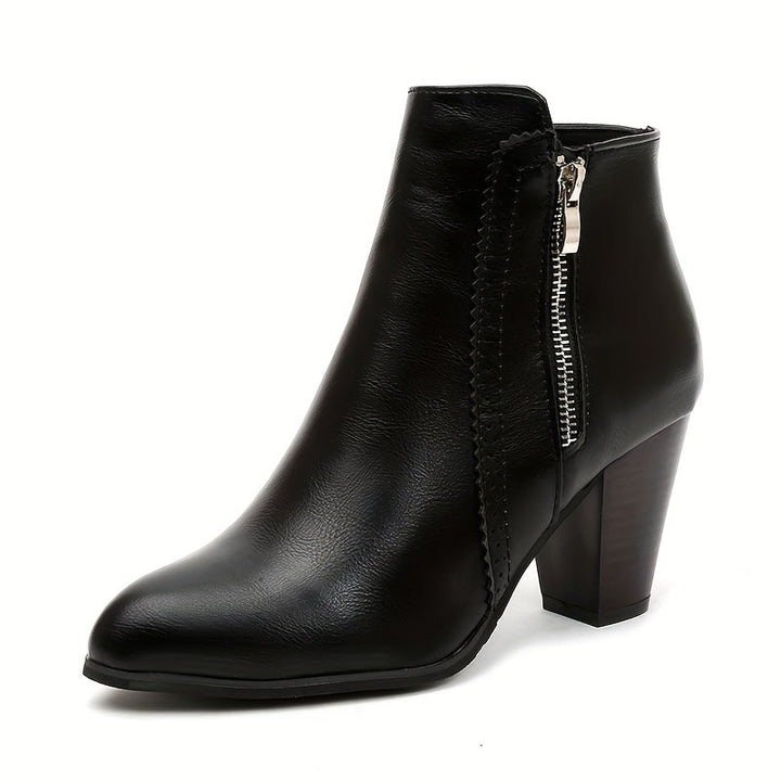 Nina – Elegance and comfort with every step