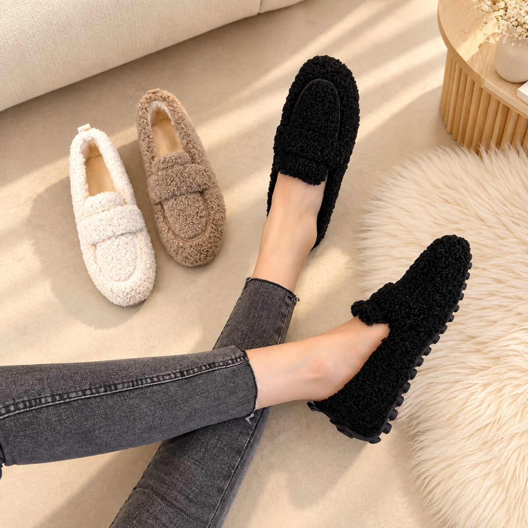 Lou | Cozy Teddy Slippers