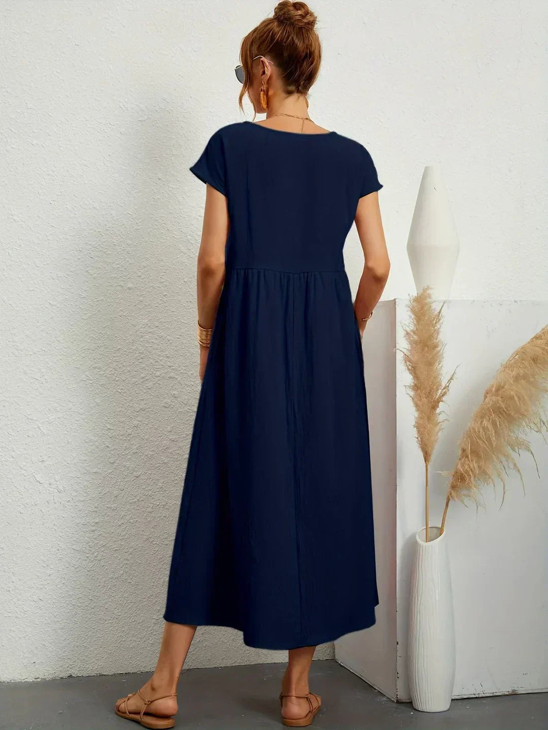 Graziella | Timeless Fluid Midi Dress