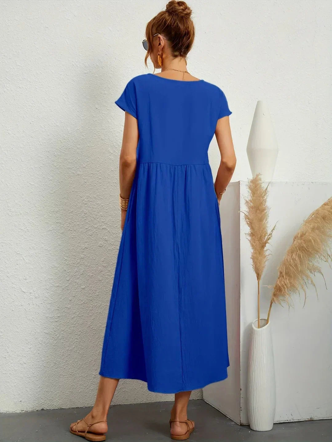 Graziella | Timeless Fluid Midi Dress