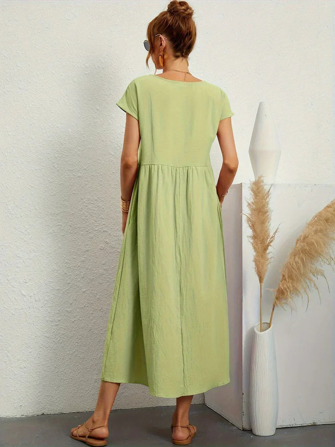 Graziella | Timeless Fluid Midi Dress