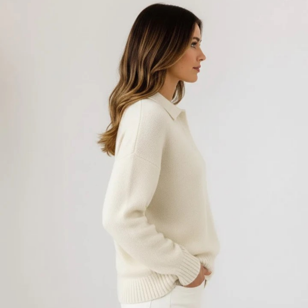 Laura | Soft Knitted Sweater with Collar
