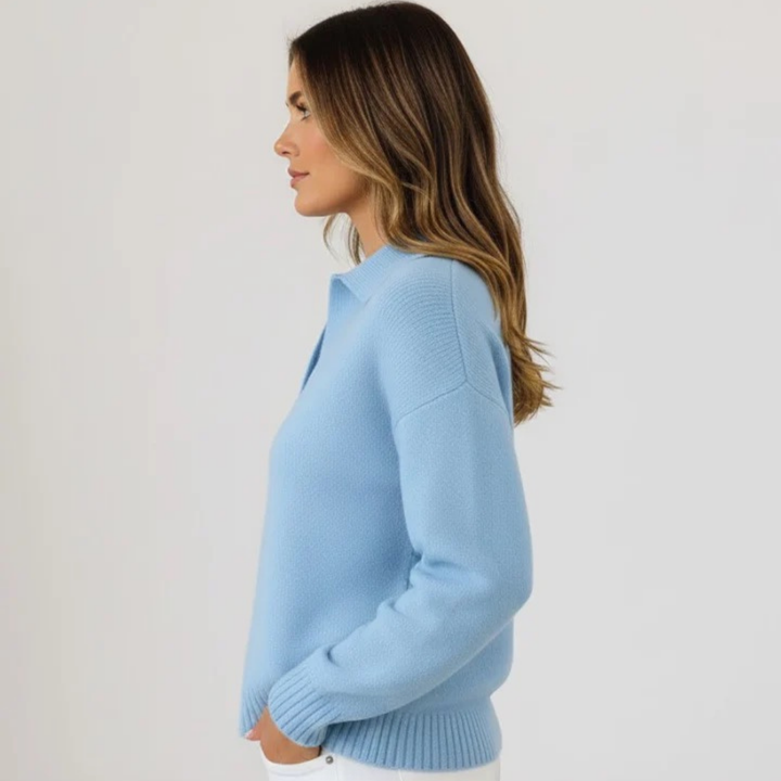 Laura | Soft Knitted Sweater with Collar
