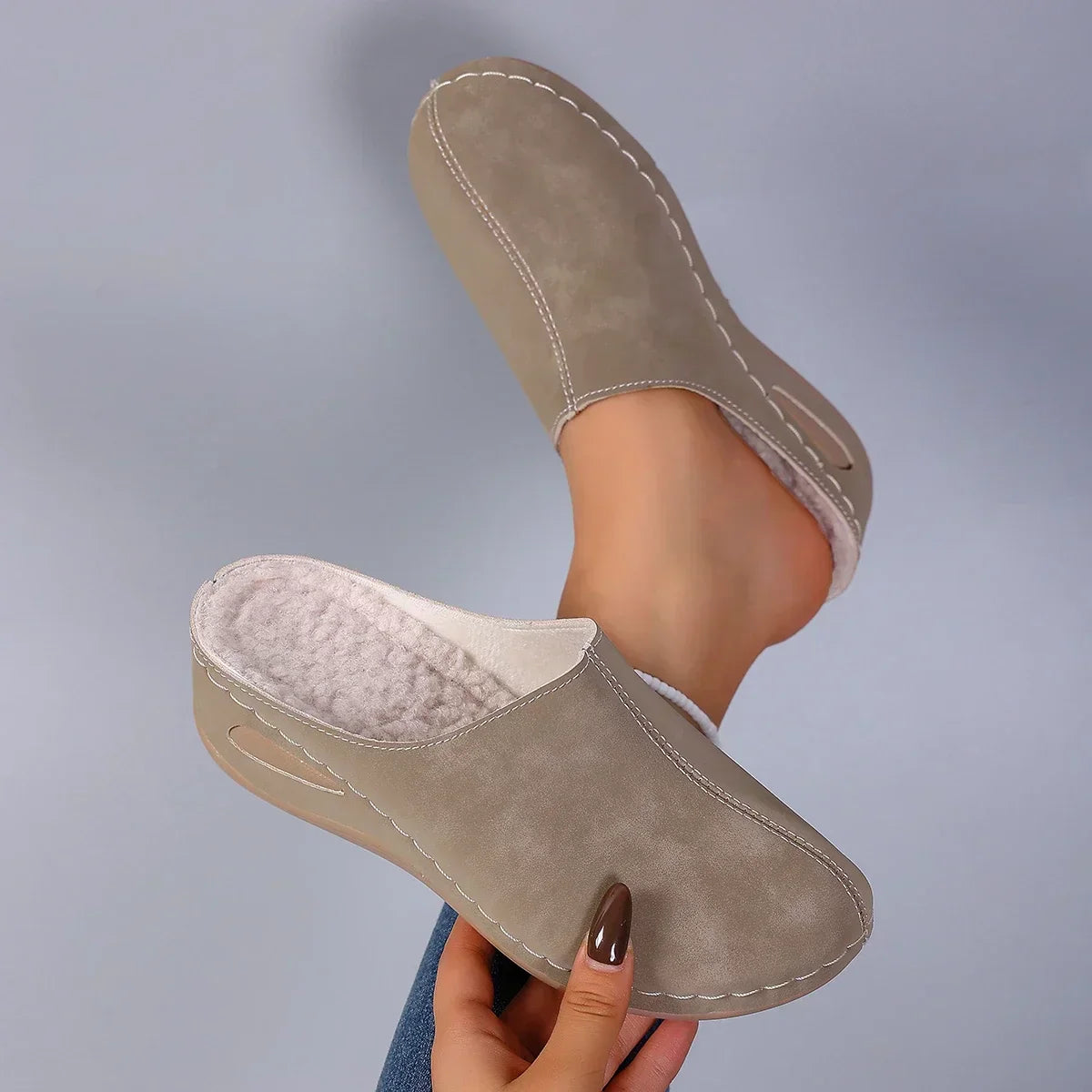 Orthopedic Slippers with Daily Comfort and Timeless Home Style
