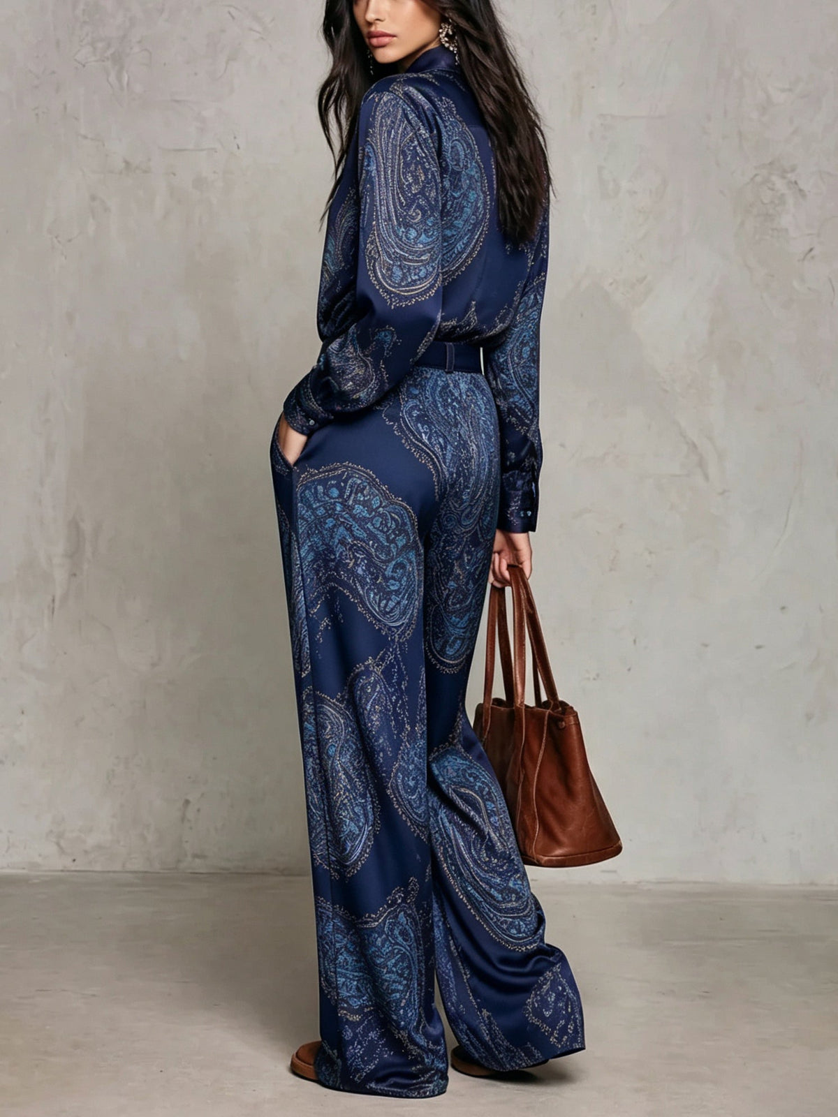 Complete Satin Shirt with Long Sleeves in Burgundy-Purple Paisley Print and Wide Pants